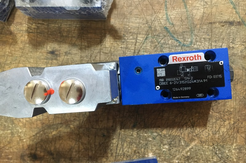 Rexroth比例溢流閥DBEE 6-2X/100YG24K31A1M